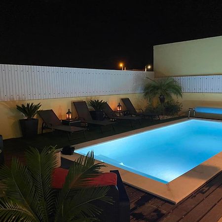 Zion Guest House อัลมาดา ภายนอก รูปภาพ